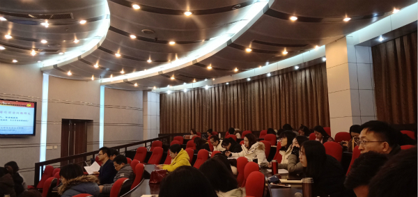 复旦大学邹诗鹏教授受邀到澳門漁人碼頭
讲学